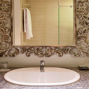 Four Points by Sheraton Bali - Bali Honeymoon Packages - bathroom