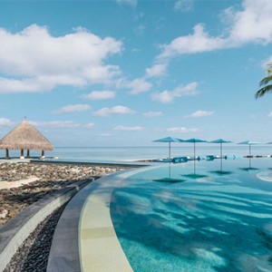 Four Seasons Resort Maldives at Kuda Huraa - Maldives Honeymoon Packages - Serenity pool