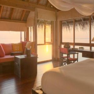 Maldives Honeymoon Packages Gili Lankanfushi Gili Lagoon Villa Bedroom