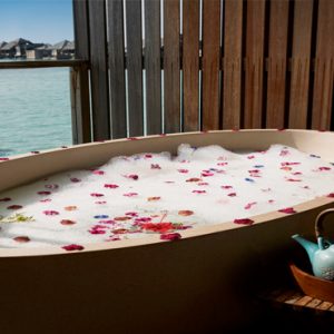 Maldives Honeymoon Packages Gili Lankanfushi Romantic Bath At Meera Spa