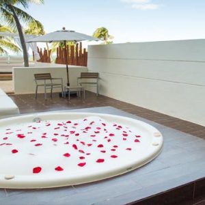 Mexico Honeymoon Packages Dreams Sands Cancun Resort And Spa Preferred Club Honeymoon Suite2