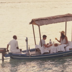 dhoni - Kanuhura Maldives - Luxury Maldives Honeymoons