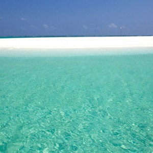 lagoon - Kanuhura Maldives - Luxury Maldives Honeymoons