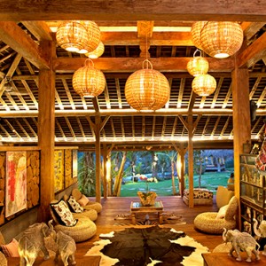 shops - Blue Karma Resort - Luxury Bali Honeymoons