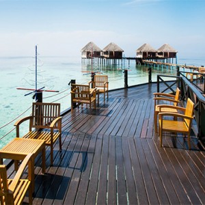 Adaaran Prestige Vadoo - Luxury Maldives Honeymoon Packages - main bar