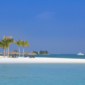 Beach - Kuredu Island Resort - Luxury Maldives Holidays