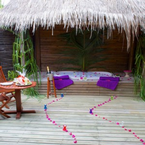 Jacuzzi Beach Villa - Kuredu Island Resort - Luxury Maldives Holidays