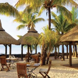 La Ravanne - Paradis Beachcomber Golf Resort and Spa - luxury mauritius honeymoons