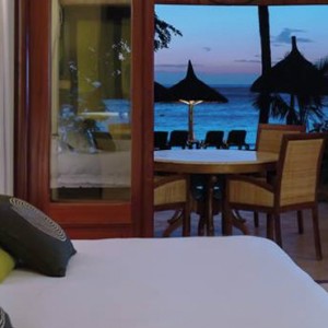 Luxury Family Suite Beachfront - Paradis Beachcomber Golf Resort and Spa - luxury mauritius honeymoons