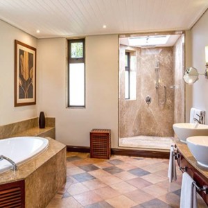 Presidential Villa 11 - Paradis Beachcomber Golf Resort and Spa - luxury mauritius honeymoons