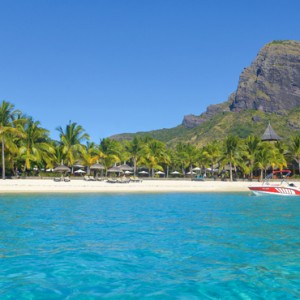 beach 2 - Paradis Beachcomber Golf Resort and Spa - luxury mauritius honeymoons