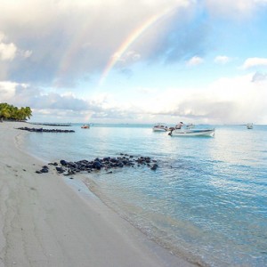 beach 2 - Paradis Beachcomber Golf Resort and Spa - luxury mauritius honeymoons