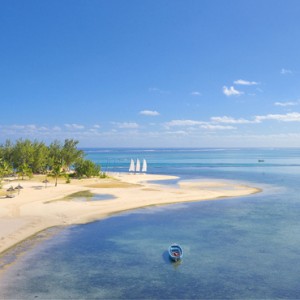 beach - Paradis Beachcomber Golf Resort and Spa - luxury mauritius honeymoons