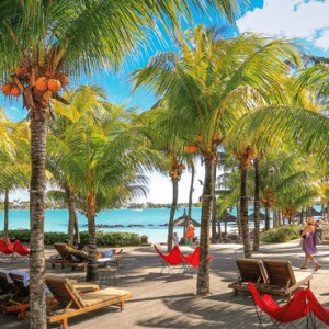 lounge aarea - Mauricia Beachcomber Resort and Spa - Luxury Mauritius Honeymoons