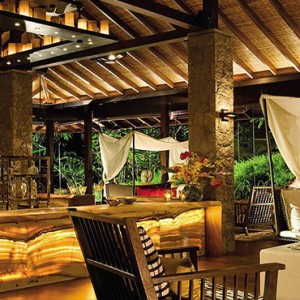 Four Seasons Resort Seychelles - Luxury Seychelles Honeymoon packages - zez bar