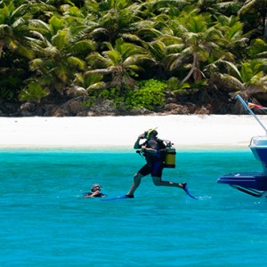 Fregate Island Private - Luxury Seychelles Honeymoon Packages - Scubadiving