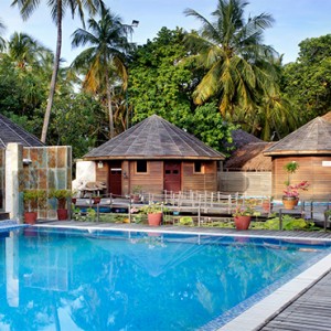 Nika Island Resort and Spa - Luxury Maldives Honeymoon Packages - Spa pool