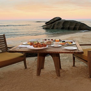 MAIA Luxury Resort and Spa - Luxury Seychelles Honeymoon Packages - breakfast on the beach