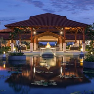 Shangri-La’s Hambantota Resort and Spa - Luxury Sri Lanka Honeymoon Packages - Entrance