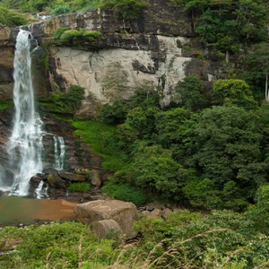 Shangri-La’s Hambantota Resort and Spa - Luxury Sri Lanka Honeymoon Packages - Waterfall