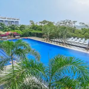 Sri Lanka Honeymoon Packages Centauria Wild Pool3