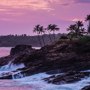 Anantara Peace Haven Tangalle Resort - Luxury Sri Lanka Honeymoon packages - cliff at sunset