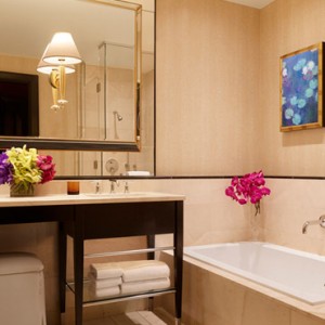 Encore Tower King Suite 4 - the wynn las vegas - luxury las vegas honeymoon packages