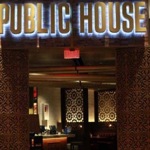 Public House - The Venetian Las Vegas - Luxury Las Vegas Honeymoon Packages