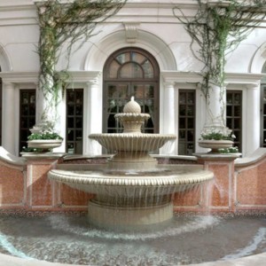 fountain - The Venetian Las Vegas - Luxury Las Vegas Honeymoon Packages