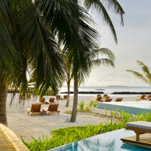 Maldives honeymoon Packages Dhigali Maldives Beach