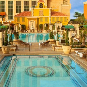 pool - The Venetian Las Vegas - Luxury Las Vegas Honeymoon Packages