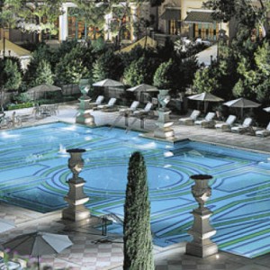 pool - bellagio las vegas - las vegas honeymoon packages