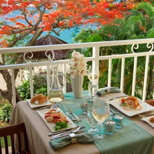 Emerald Honeymoon Beachfront - sandals regency la toc - luxury st lucia honeymoons