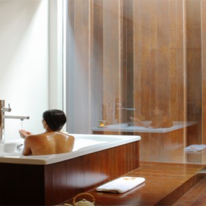 COMO Metropolitan Bangkok - Luxury Bangkok Honeymoon Packages - Wellness treatment room