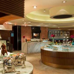 Conrad Bangkok - Luxury Bangkok Honeymoon Packages - Cafe@2