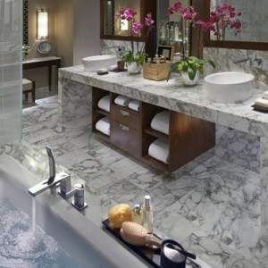 Dynasty Suite 3 - Mandarin Oriental Las Vegas - Luxury Las Vegas Honeymoon Packages