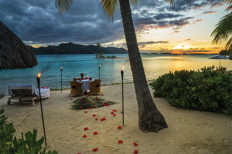 FOUR SEASONS BORA BORA