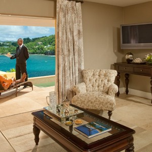 Sunset Bluff Honeymoon Oceanfront One Bedroom Butler Villa Suite with Private Pool - sandals regency la toc - luxury st lucia honeymoons