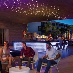 Breathless Riviera Cancun resort and spa - Luxury Mexico Honeymoon packages - wink bar