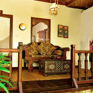 Classic Queen Partial Ocean View - Puri Mas Resorts and Spa - Luxury Lombok Honeymoon Packages