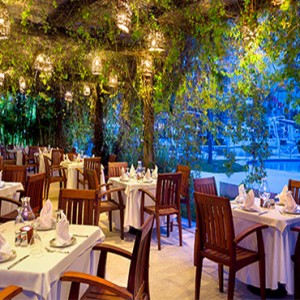 Hard Rock Hotel Vallarta - Luxury Mexico Honeymoon Packages - Frida restaurant