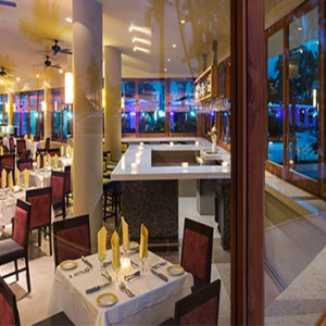 Hard Rock Hotel Vallarta - Luxury Mexico Honeymoon Packages - Ipanema restaurant