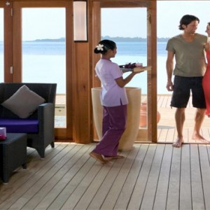 Vilamendhoo Island resort and spa - Luxury Maldives Honeymoon Packages - Duniye spa