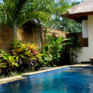deluxe pool villa 4 - furama villas and spa - luxury bali honeymoon packages