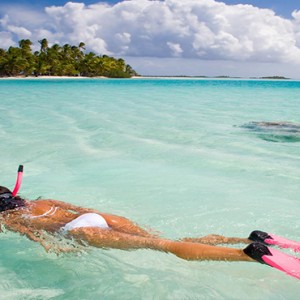 Cocoon Maldives - Luxury Maldives Honeymoon Packages - snorkeling