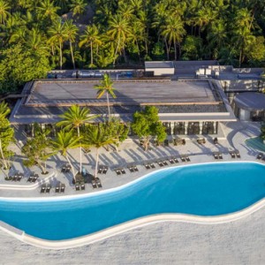 pool - st regis maldives vommuli - luxury maldives holidays