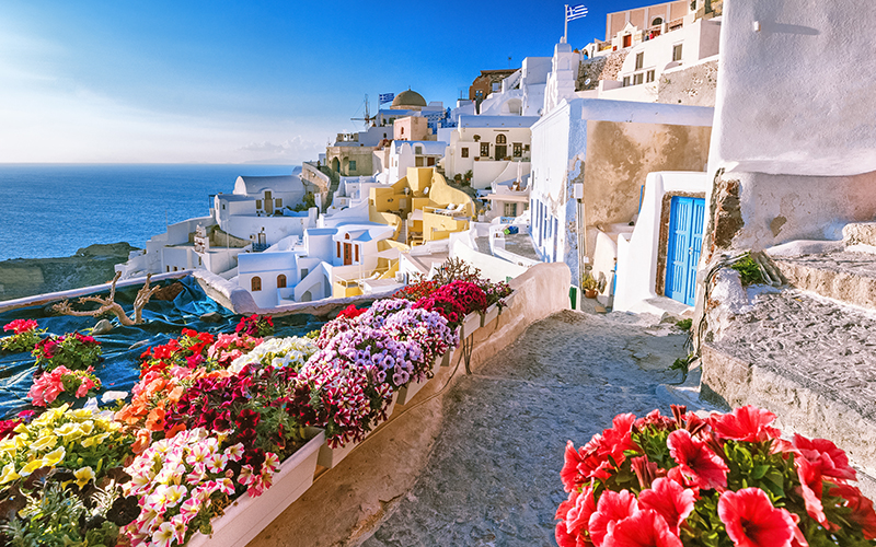 santorini views - 10 reasons to minimoon in Santorini - Luxury Santorini Honeymoon Packages