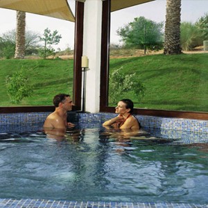 Al Maha Resort and Spa - Luxury Dubai Honeymoon Packages - Jacuzzi