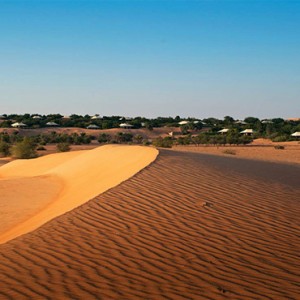 Al Maha Resort and Spa - Luxury Dubai Honeymoon Packages - sand dunes1