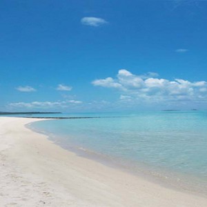 Astroea beach - Luxury Mauritius Honeymoon Packages - Beach1